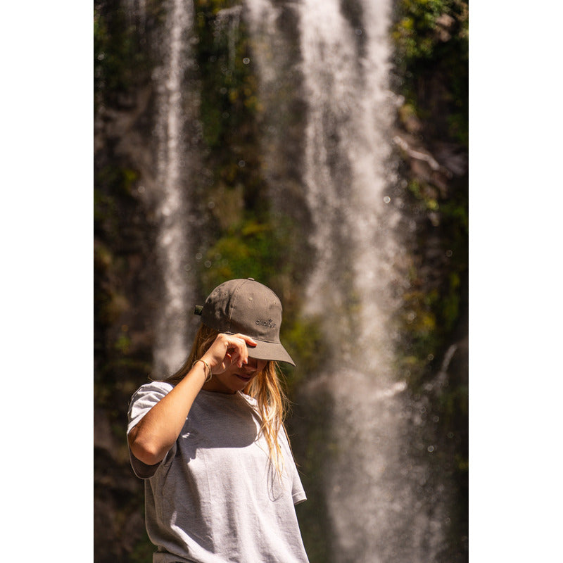 Gorra Huemul Logo Cacique